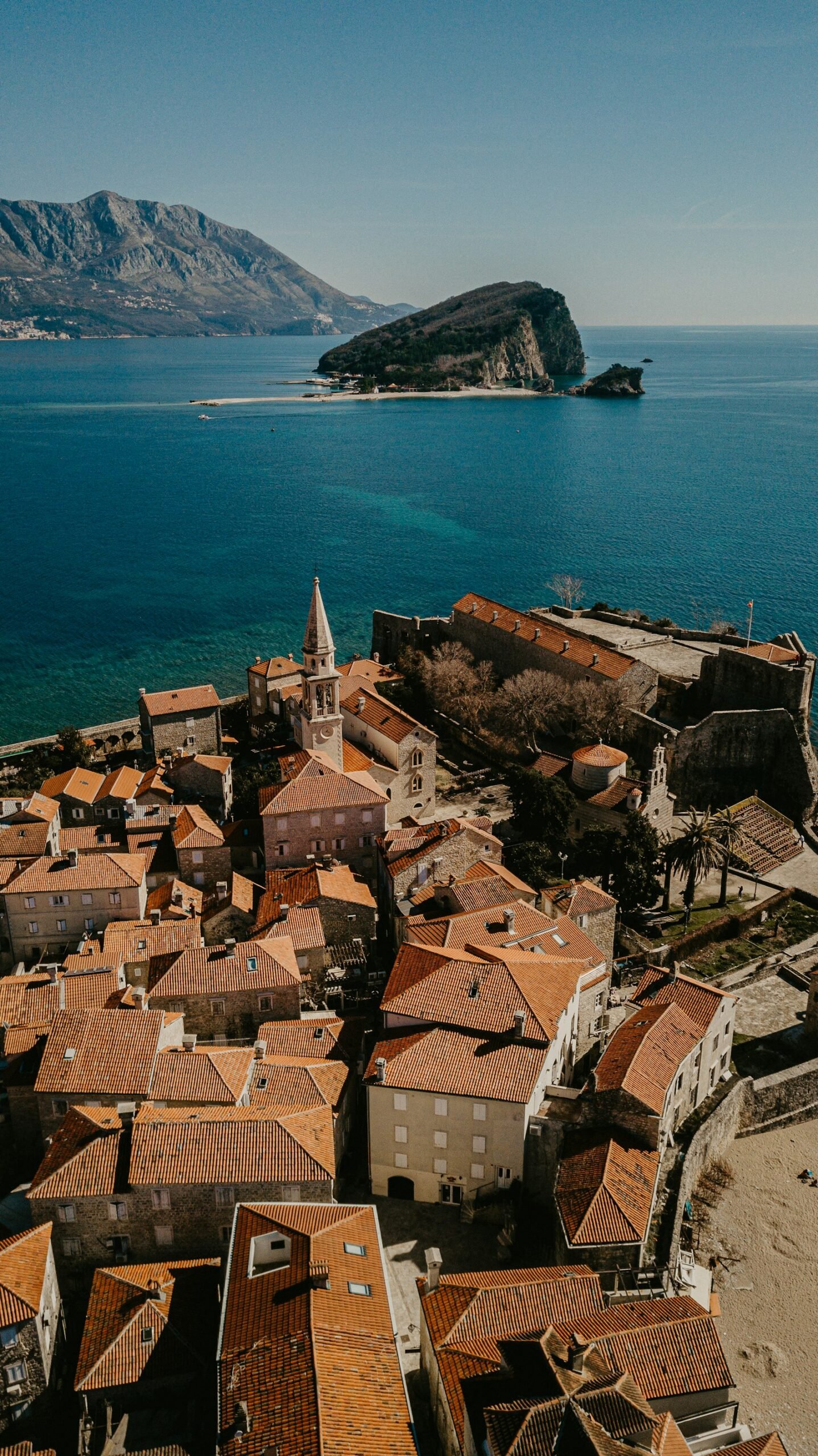Häuser an der Adriaküste Montenegros